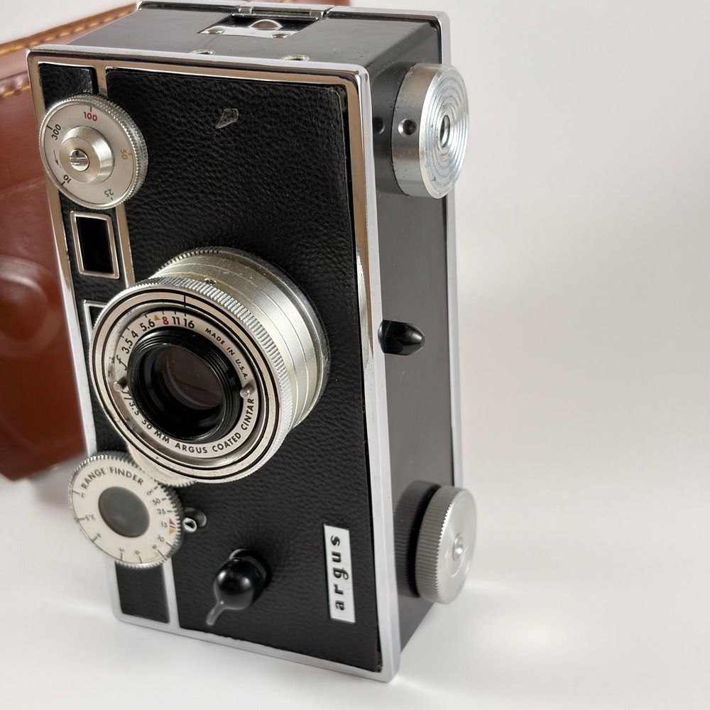 Vintage Argus C3 Color-Matic 35m Rangefinger Camera Original Leather Case - Picture 4 of 13